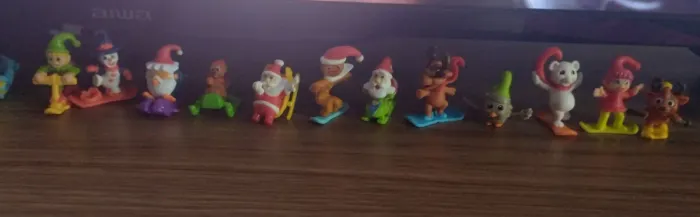 Coleção completa kinder ovo Natal 2025