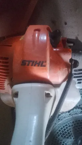 Vendo um roçadeira 
