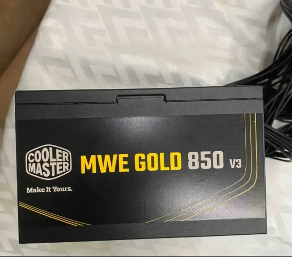 Fonte 850w 80 Plus Gold Cooler Master MWE Gold 850 V3 ATX 3.1