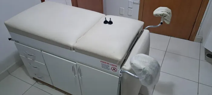 Cama mesa Ginecológica