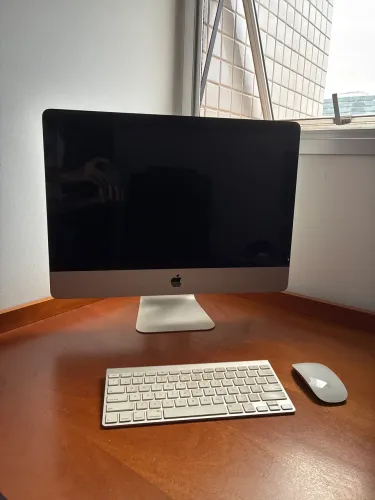 iMac Apple 21.5" (Mid 2011) - Core i5, 12 GB RAM, 500 GB