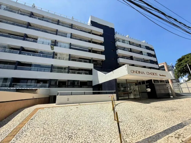 Apartamento a venda em Ondina com 2 suites vista mar e varanda no Ondina Choice