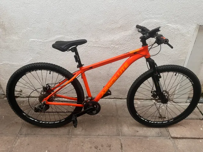 DUAS BICICLETA ABSOLUTE aro 26 e 29