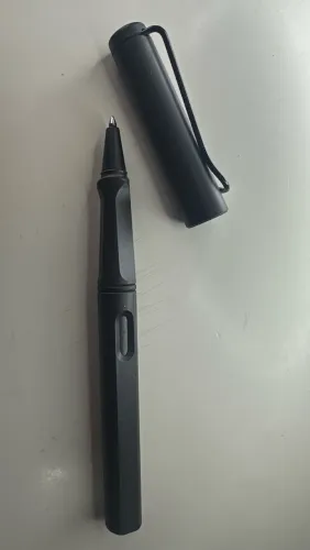 Caneta rollerball Lamy chumbo fosca