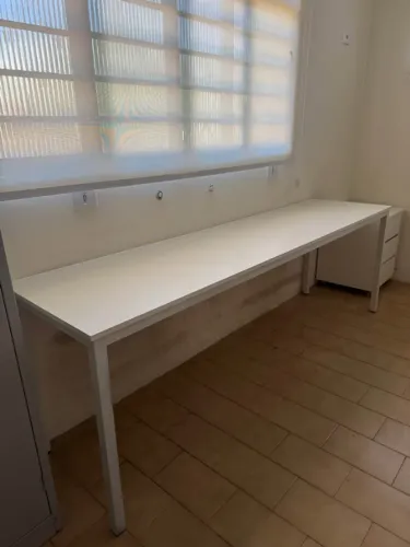 Escrivaninha grande, mdf e ferro