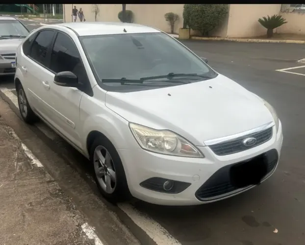 Ford Focus 2.0 16v/se/se Plus Flex 5P Aut. 2013