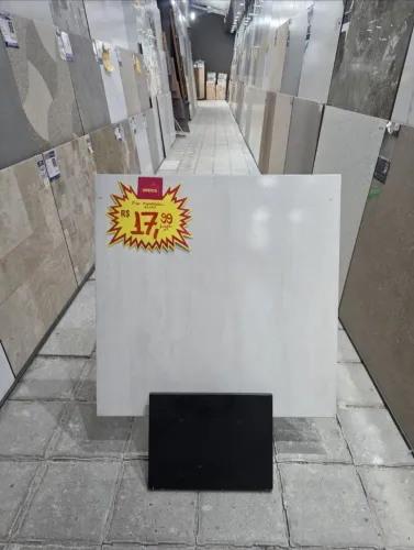 PISO CERÂMICO 61X61 - [R$17,99M²] - FALAR COM WILLIAN 