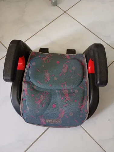 Assento de elevação para carro
