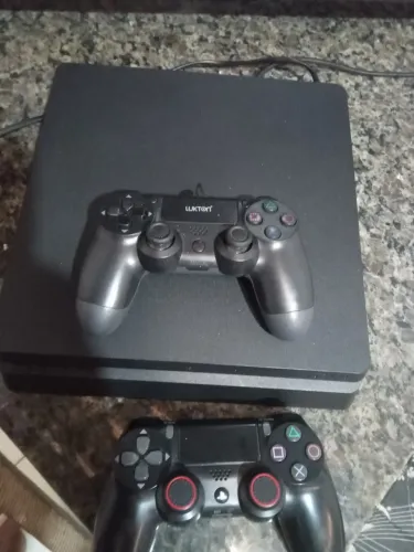 PS 4 - 1 TB