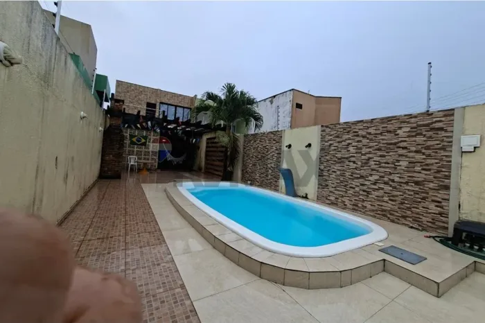 Casa Duplex à Venda Residencial Monte Verde