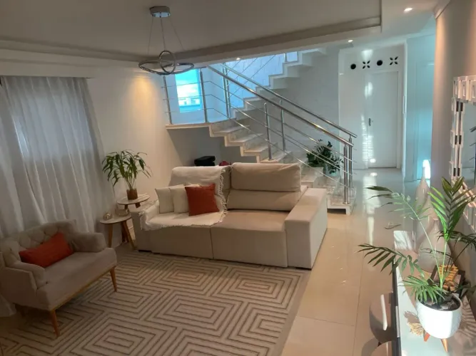 Alugo Casa Duplex no Terras Alphaville  Camaçari/BA  Condomínio fechado com segurança e ex