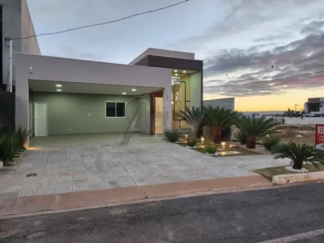 Casa à venda no Villa Segura