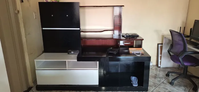 Vendo lindo rock semi novo