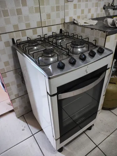 Fogão Bratemp 4 bocas