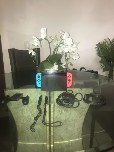Nintendo Swift V1 ( sem caixa + fifa 21 )