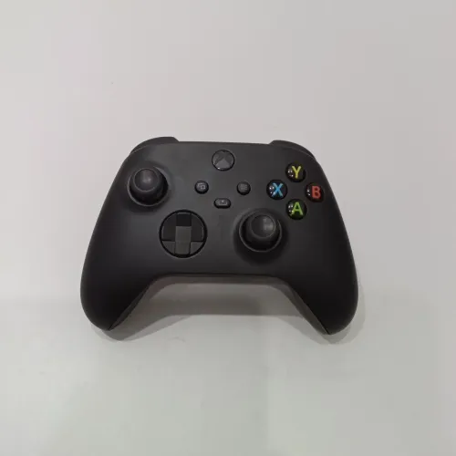 Vendo Controle sem Fio Xbox Wireless Carbon Black Semi novo