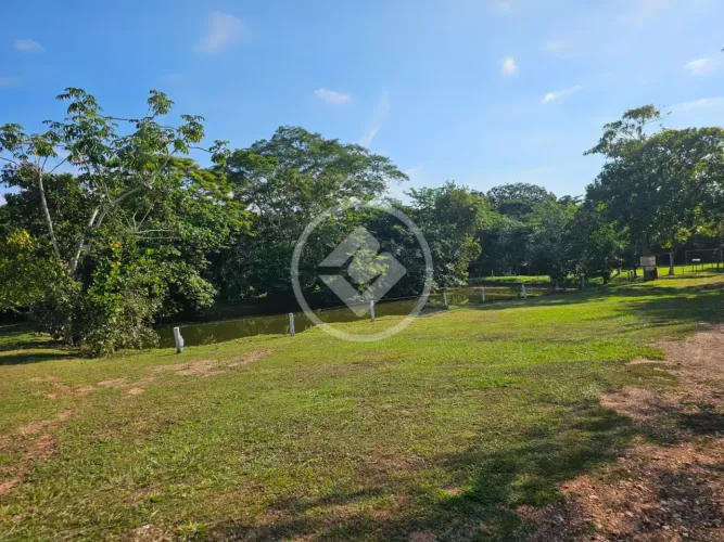 TERRENO Á VENDA CONDOMINIO PARAISO DAS ÁGUAS codigo: 333399