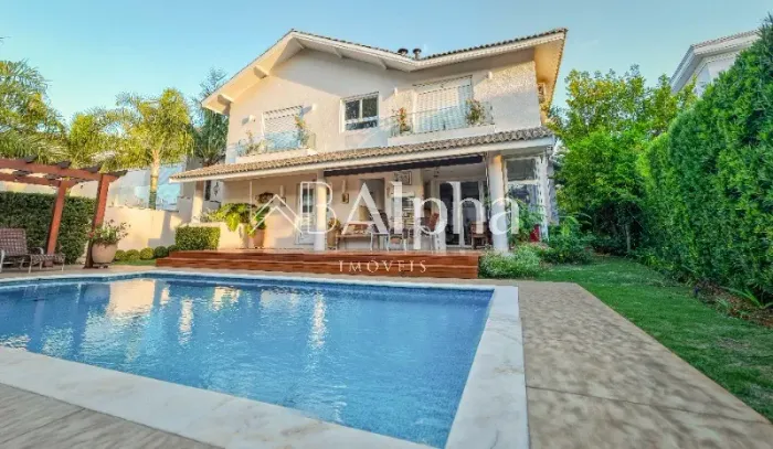Casa para locação no Residencial Tamboré 3 em Santana de Parnaíba - SP