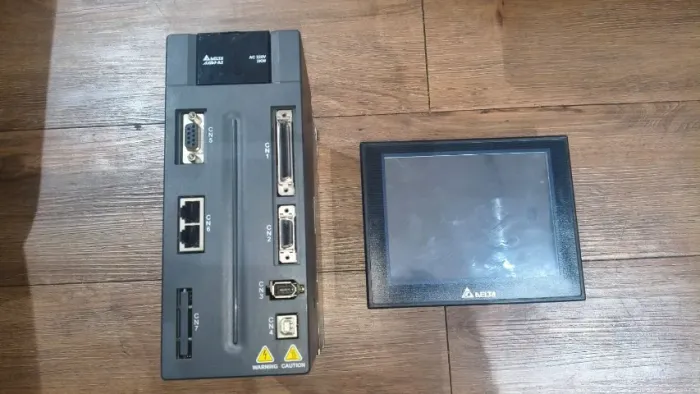 SERVO DRIVE DELTA ASA2 + IHM LCD 7 POL SEMINOVO