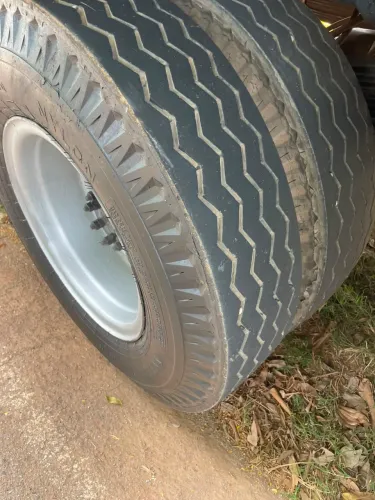 Vendo rodas de caminhão 