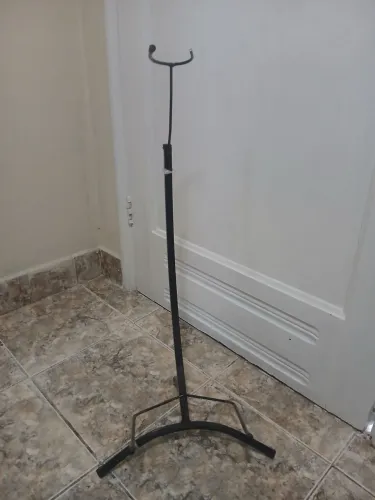 Suporte p/ violão (pedestral)