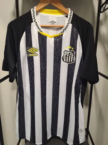 Camisa nova do Santos Umbro Listrada 2 25/26 Modelo Torcedor
