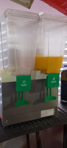 Vendo refresqueira/ suqueira seme nova