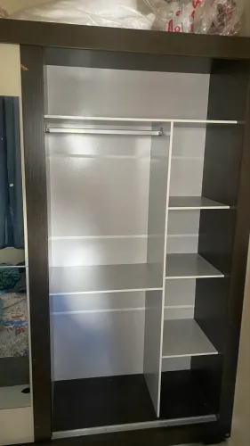 Guarda-roupa casal porta de espelho ( já desmontado )