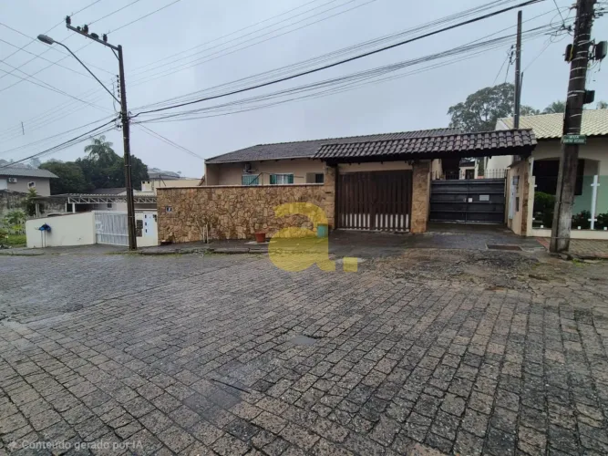 Casas para alugar com Garagem e 4 quartos, 120 m² - Escola Agrícola