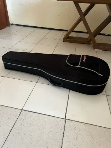 Case para violão ROAD RUNNER