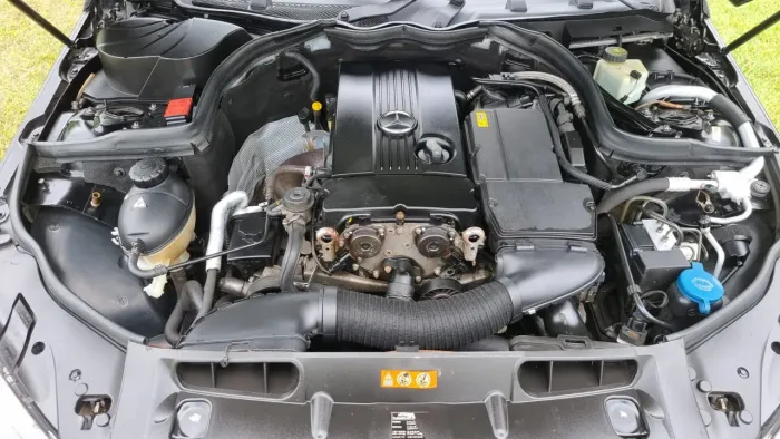Mercedes-Benz C-180 Kompressor Classic 1.6 16V Aut. 2010