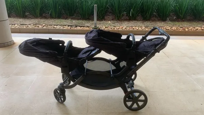 Carrinho de bebê para gêmeos