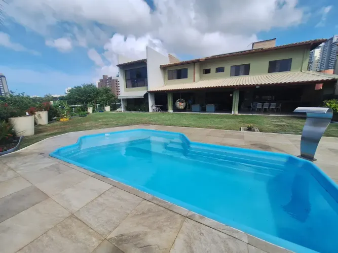 CASA DE ALTÍSSIMO PADRÃO EM CONDOMÍNIO PATAMARES