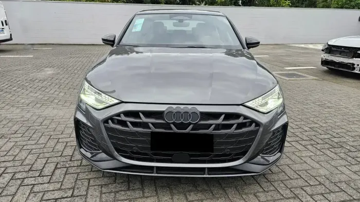 Audi A3 Sed.perf. Black 2.0 TFSI S-tronic 2026