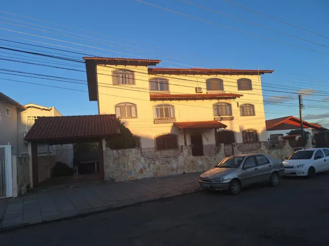 Vendo apartamento, bairro coral lages.