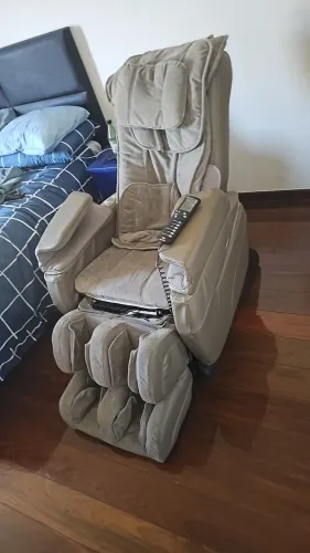Cadeira de Massagem Reclinável (Estofado Ótimo / Detalhes na Tela e Bolsas de Ar)