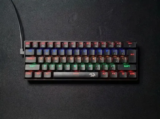 Teclado Mecânico Redragon Lakshmi 60%
