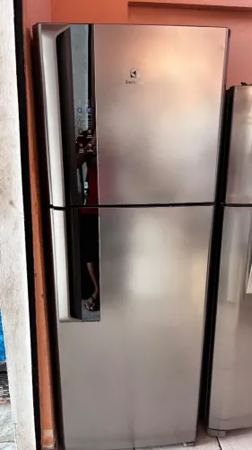 Geladeira Electrolux frostfree de inox