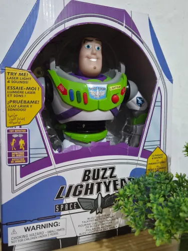 IMPORTADO - Boneco Buzz Lightyear Disney Store 30cm
