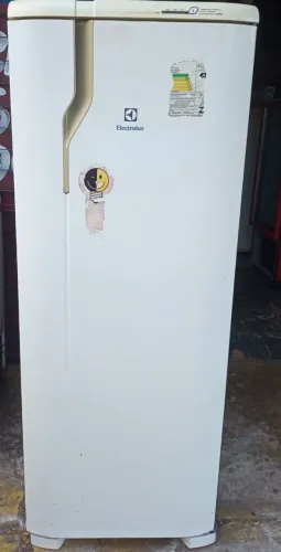 Geladeira Electrolux