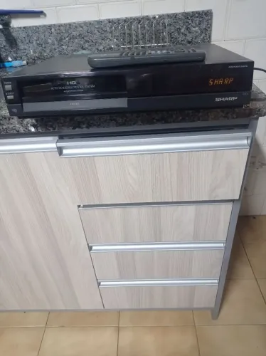 Vídeo cassete SHARP 
