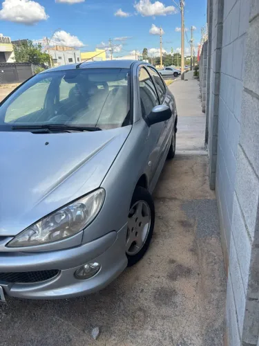 Peugeot 206 Feline 1.4/ 1.4 Flex 8V 5P 2005