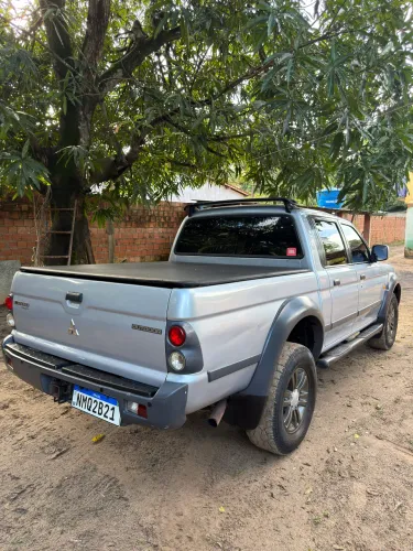Mitsubishi L200 Outdoor HPE 2.5 4X4 CD T.dies. Mec. 2009