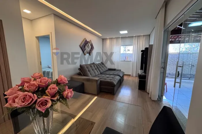 Casa 4 quartos com suite no Bairro Floresta