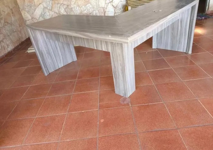 Mesa em L