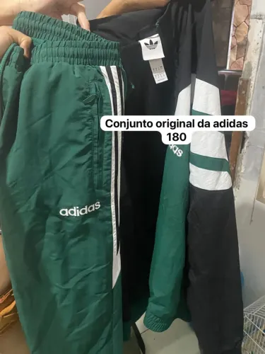 Bazar de roupas de marca