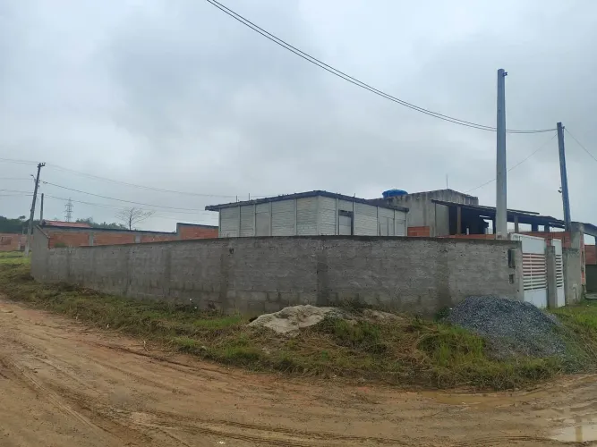 Vendo ou troco casa inacabada