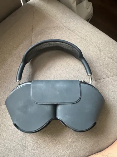 Apple AirPods Max