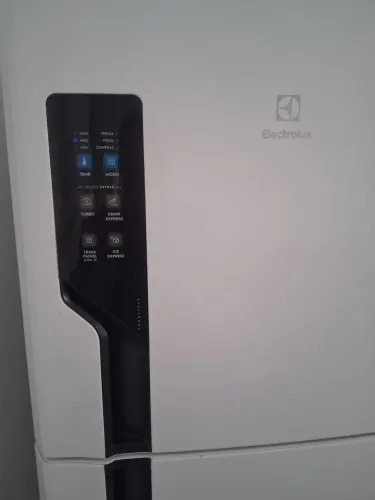 Vendo esta geladeira