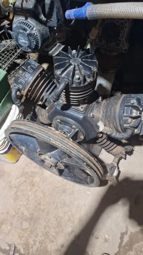 Vendo Compressor de Ar 60 Pés